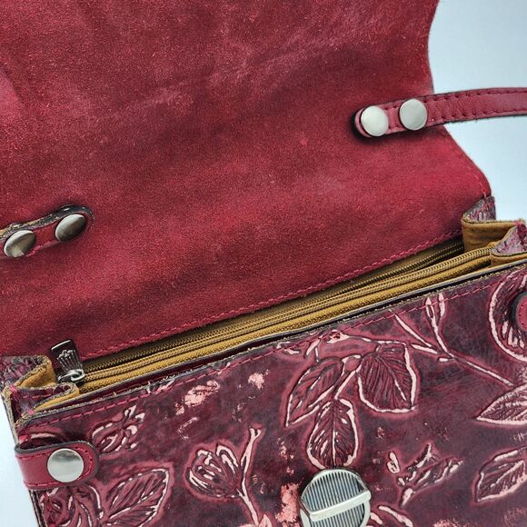 Patricia Nash Bianco Red Floral Convertible Wristlet Crossbody Bag - Picture 6 of 12